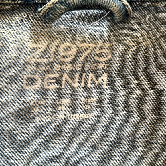 Zara Women’s Denim Jacket - Picture 3 of 4